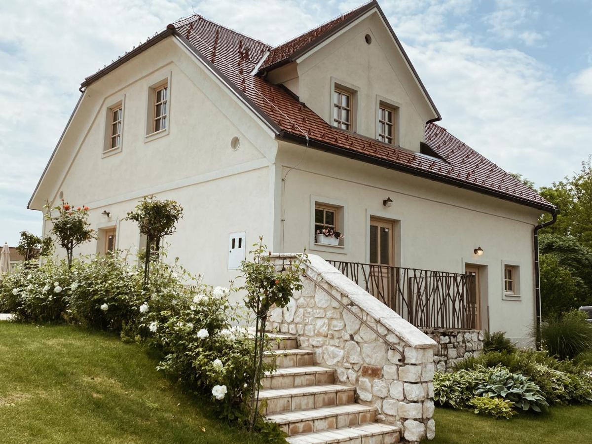 Tri Lucke Hotel & Restaurant Krsko Exterior photo